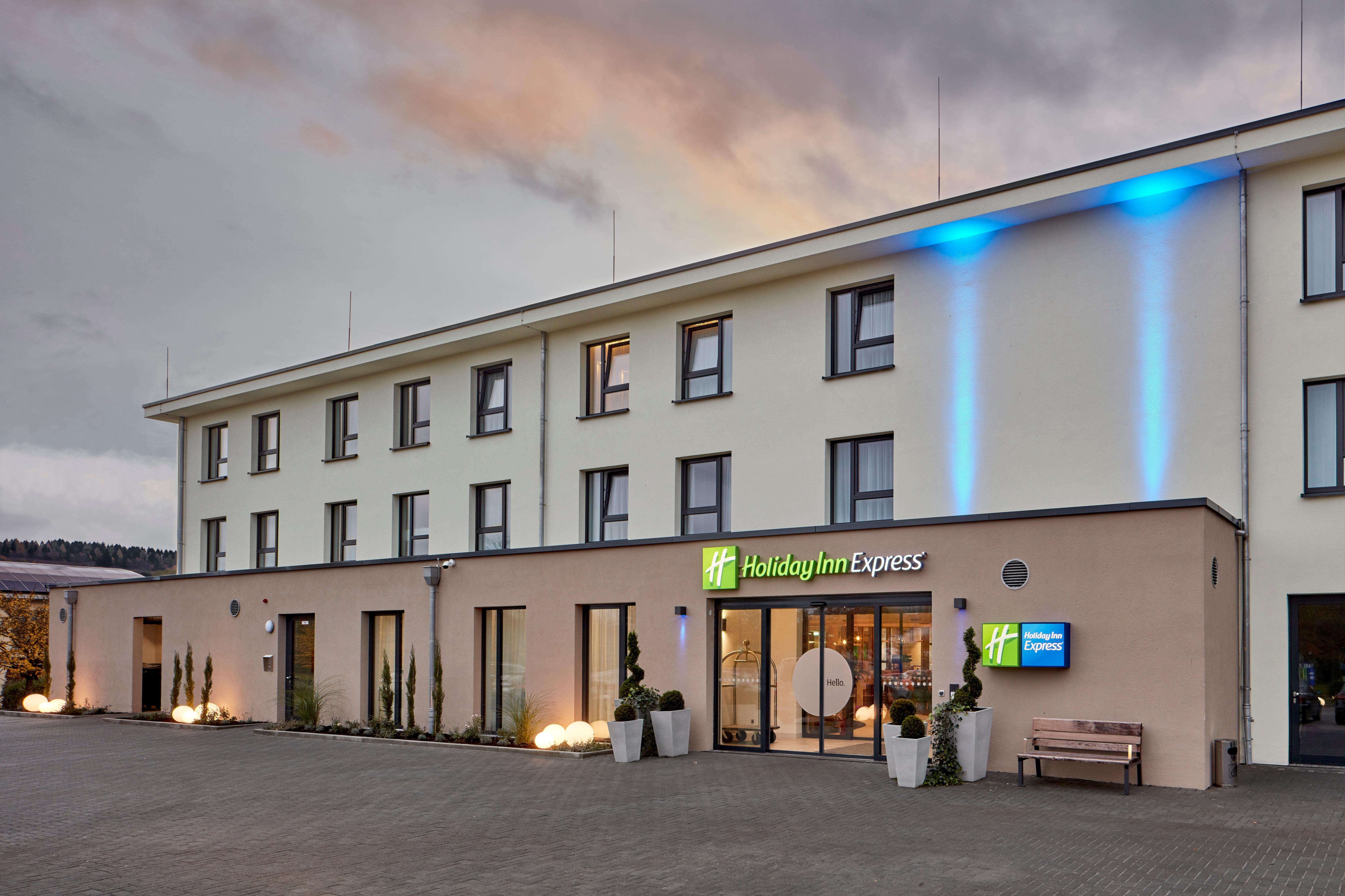 Holiday Inn Express - Merzig By Ihg Exteriör bild